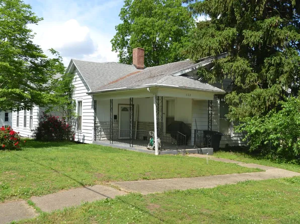 222 W Mill St, Grayville, IL 62844