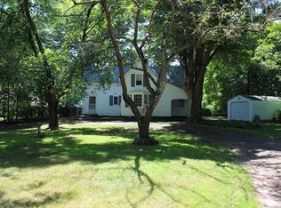 144 Liberty St, Clinton, CT 06413
