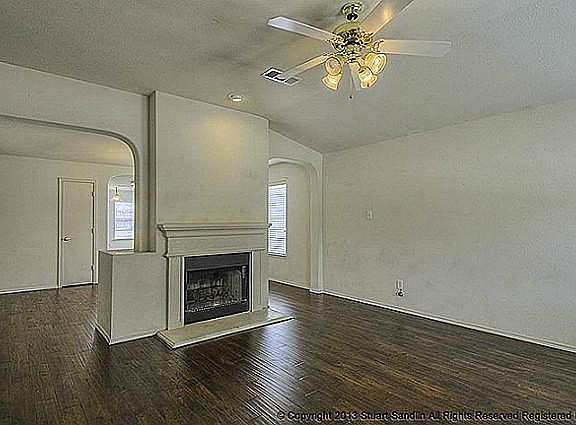 3rd image of 417 Longshore Dr