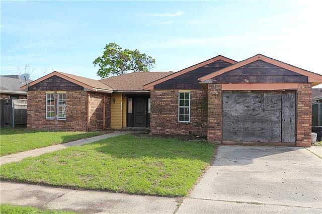 1st image of 7581 Branch Dr