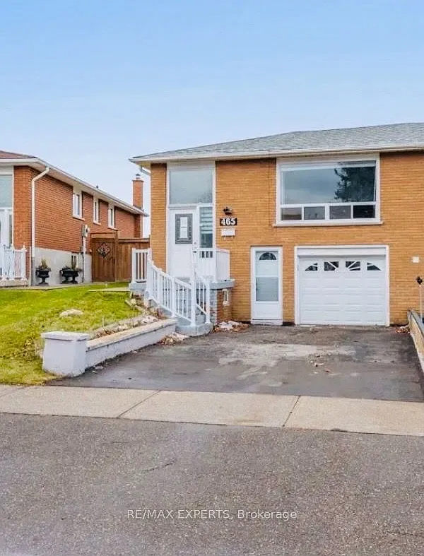 3 bed, $2,400 — Photo 1