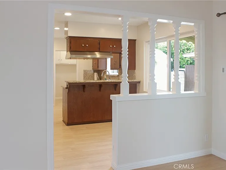 2513 Birch St — Photo 25
