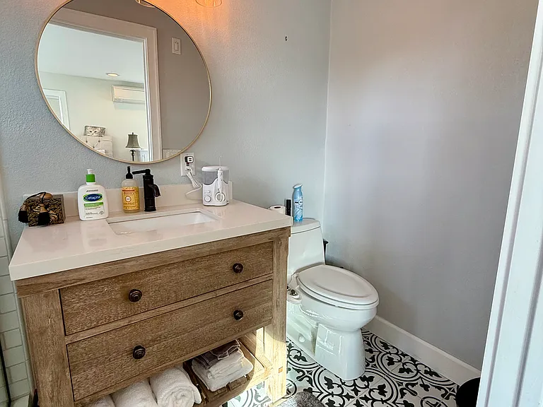 2440 Maher Ave — Photo 17