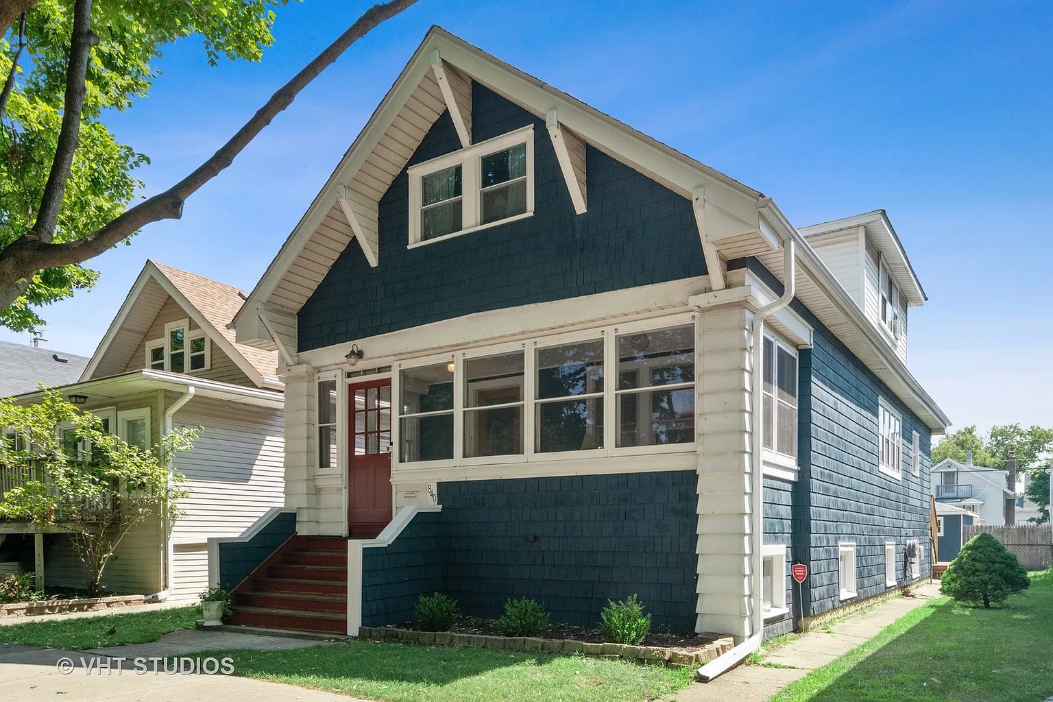 840 Lathrop Ave photo 1