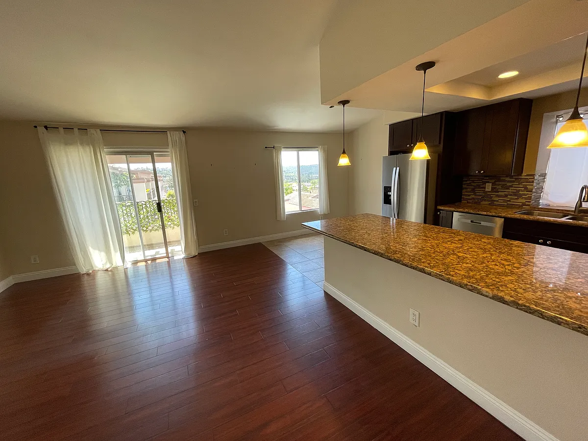 Building Photo - 7402 Altiva Pl