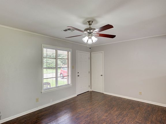 2nd image of 1712 Alison Ave
