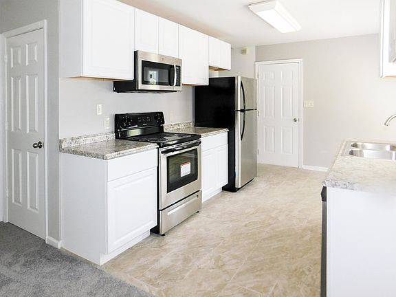 4th image of 6230 Dumont Ln