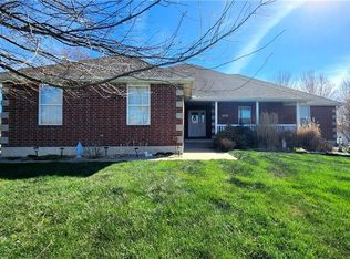 986 Owl Creek Pkwy, Odessa, MO 64076