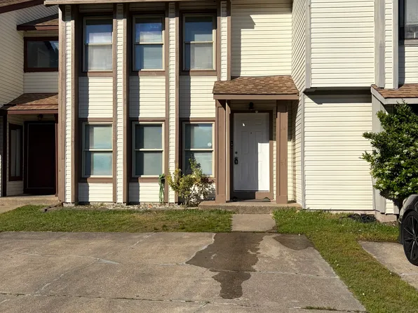 771 Hecate Dr #771, Virginia Beach, VA 23454