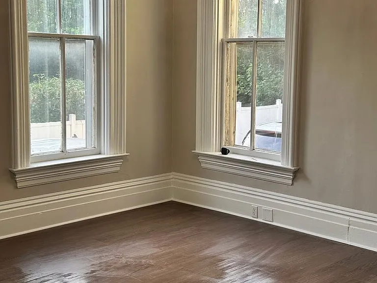 413 E Illinois Ave — Photo 14