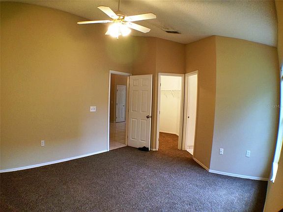 2nd image of 2221 Hannah Ln