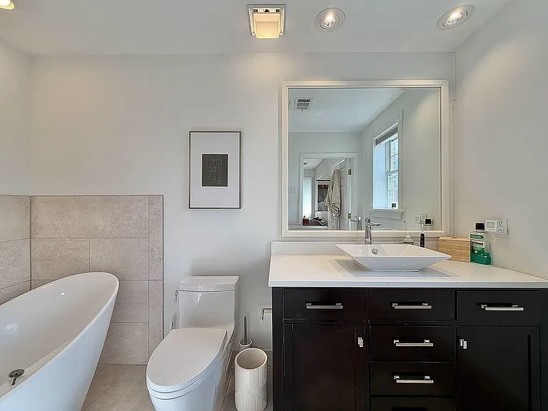 99 Park Ave #4B — Photo 17