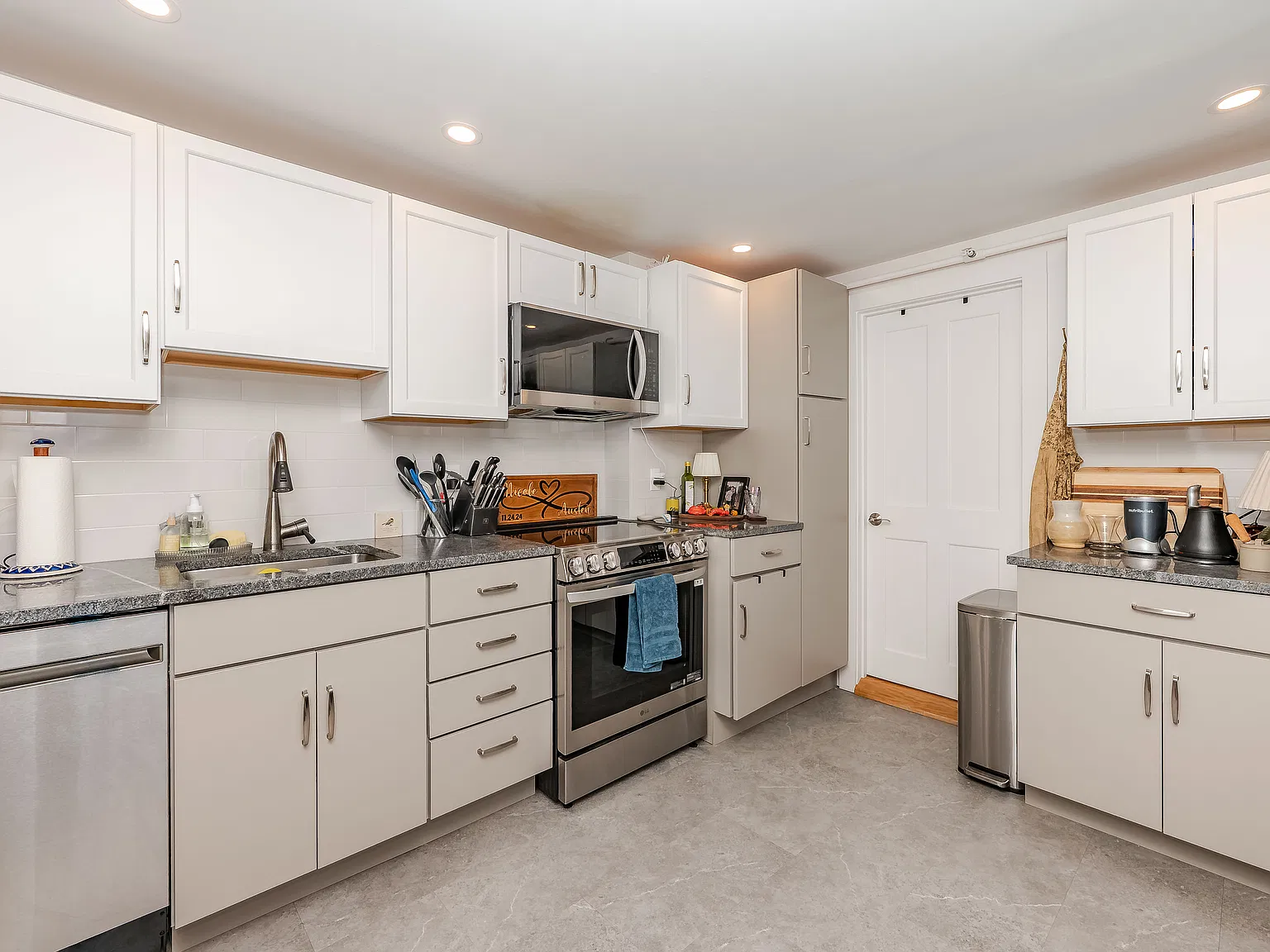 1 bed, 785 sqft, $2,900 — Photo 1