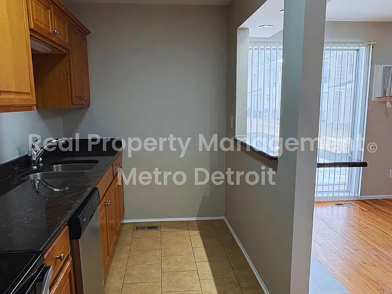 22108 Dante St #115 — Photo 7