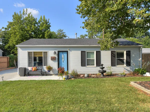 1306 Dorene Blvd, Carter Lake, IA 51510