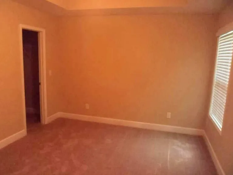 2708 Tree St #2708 — Photo 3