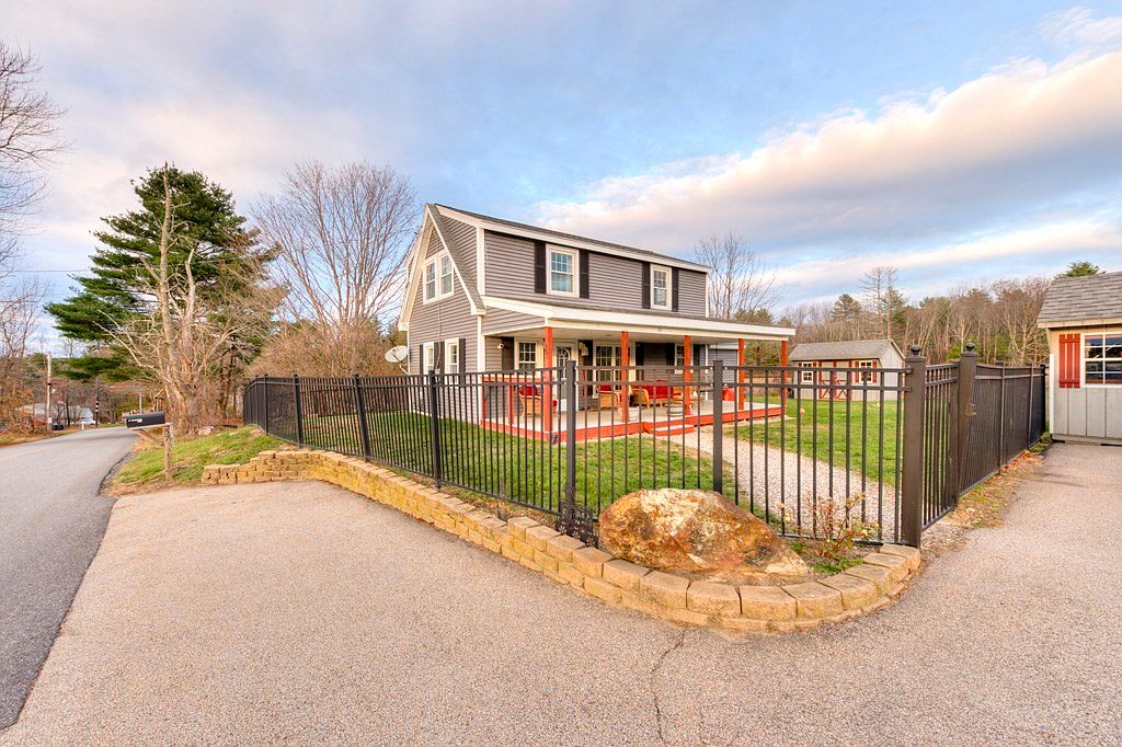 57 Carpenter Hill Rd, Charlton, MA 01507 | Zillow
