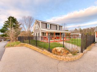 57 Carpenter Hill Rd, Charlton, MA 01507