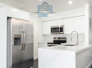 3219 N 66th St APT 5, Scottsdale, AZ 85251