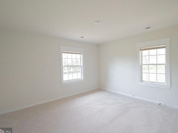 5th image of 6014 Munson Hill Rd #600