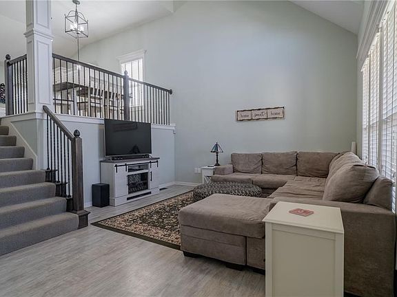 2nd image of 11439 Yecker Ave