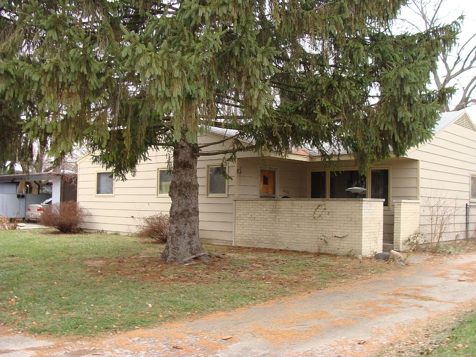 230 Front Entrance resized_02192016