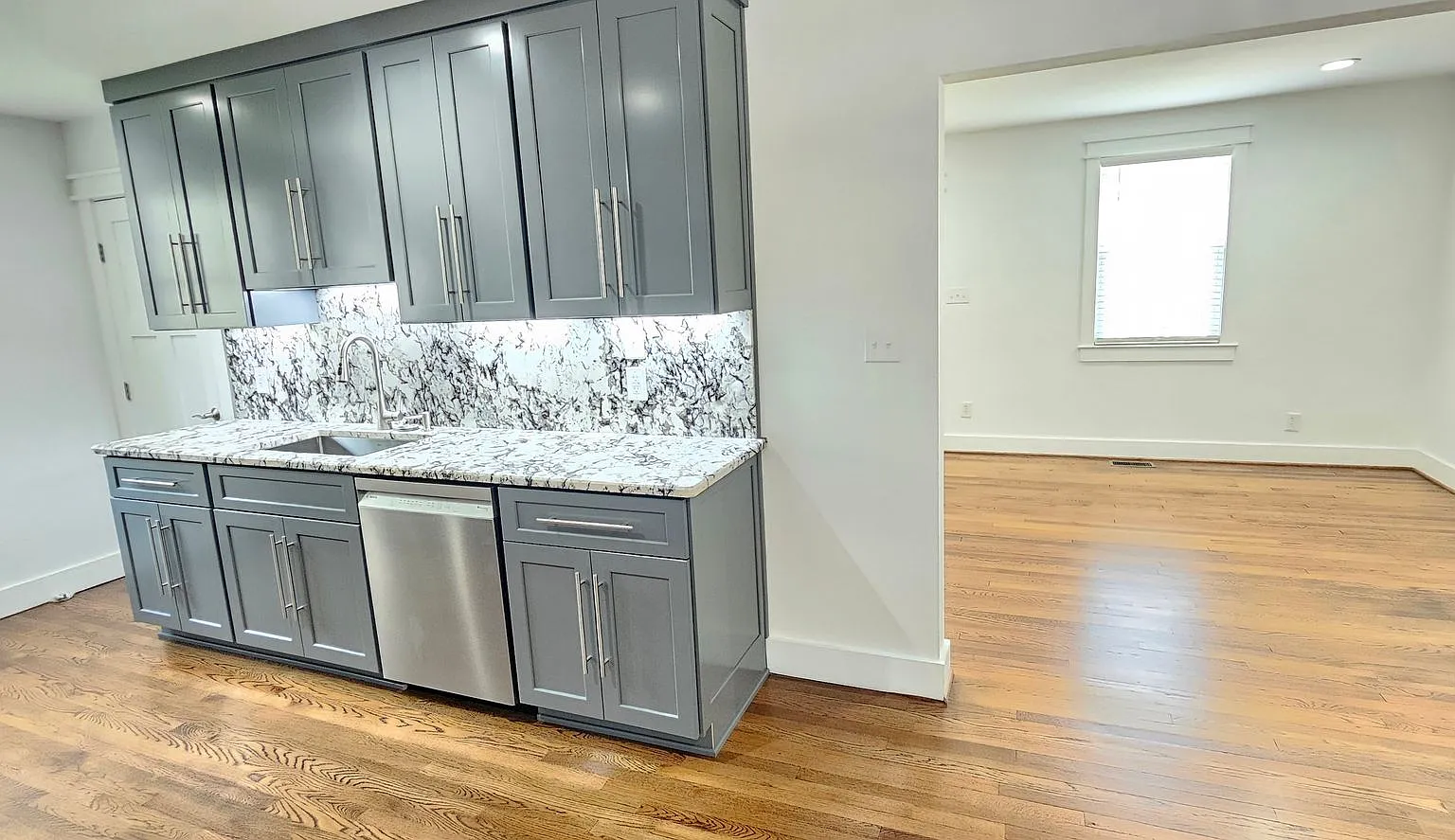 Renovated 4 bedroom 2.5 bathroom in the heart of Tappahannock — Photo 3