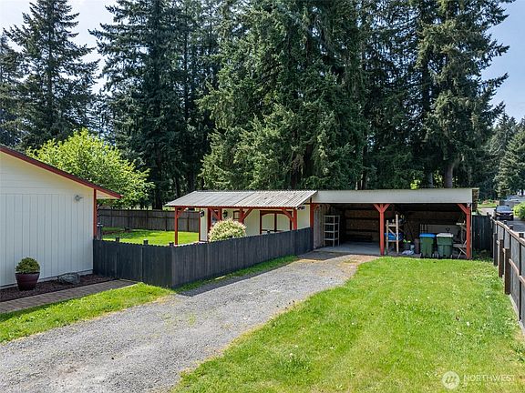 4th image of 19147 Loganberry Street SW