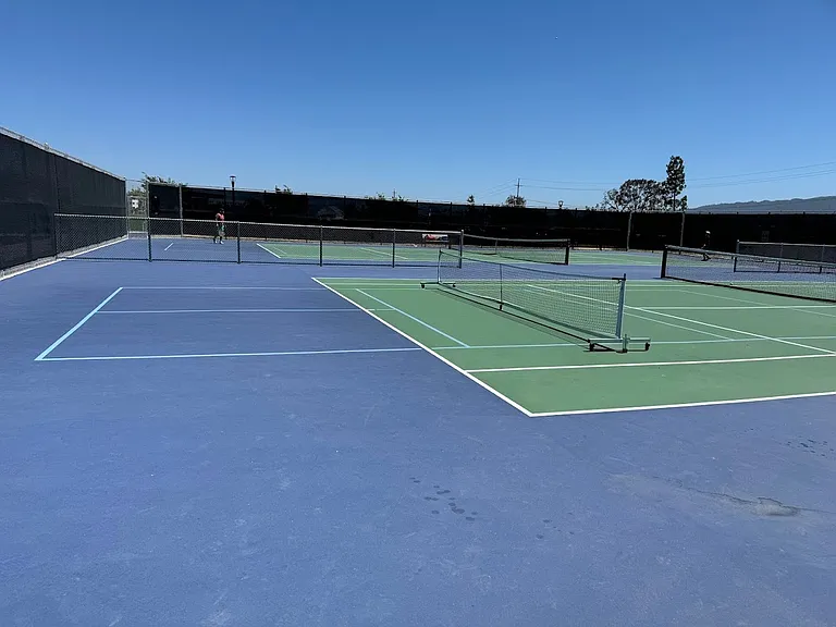 Don Biddle park tennis + pickleball courts
