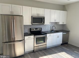 1200 N 5th St #2R, Philadelphia, PA 19122