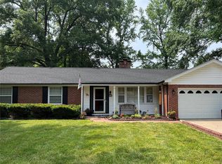 109 Cardinal Dr, Belleville, IL 62221