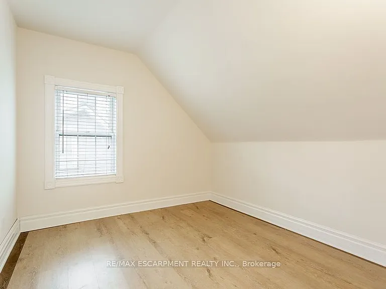 270 Beach Blvd — Photo 26