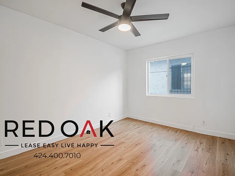340 W 87th St #5 — Photo 11