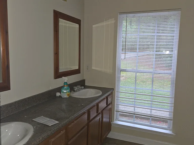156 Red Bank Rd #A — Photo 8