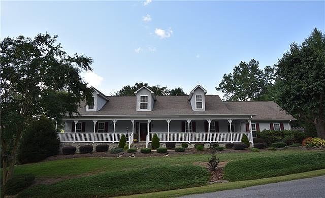 1st image of 3084 Mountain Laurel Dr
