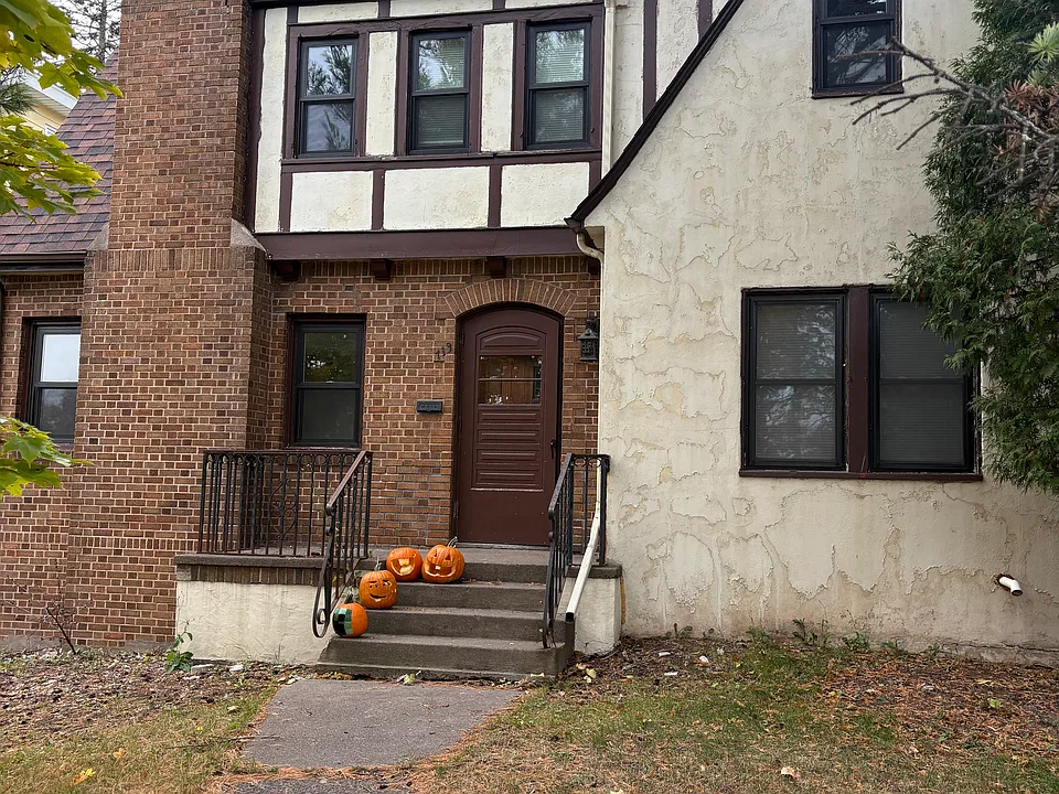 719 Woodland Ave