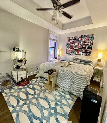 5th image of 1455 W Farragut Ave #2