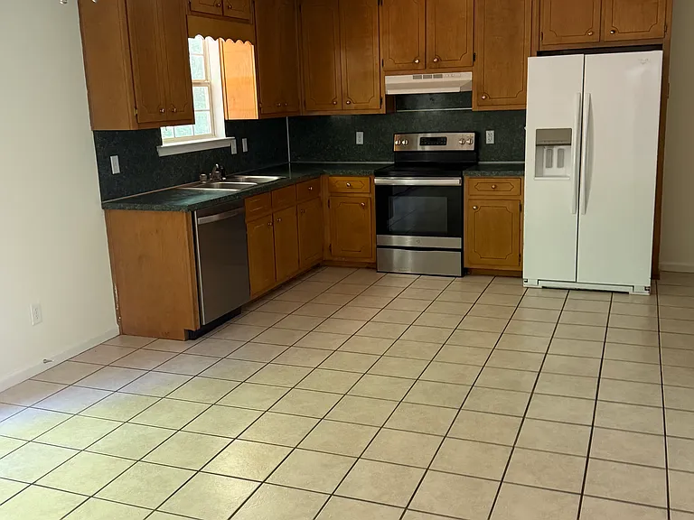 108 Smithsonia Rd — Photo 5