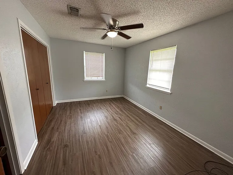90 Cherokee Dr — Photo 4