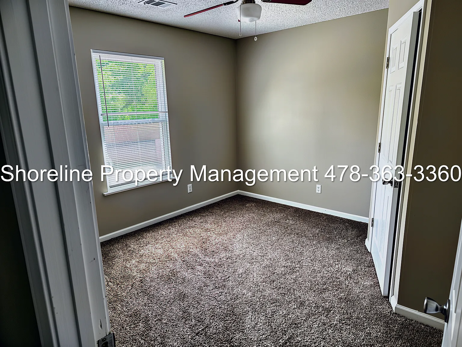 221 North Irwin Street - 8 — Photo 4