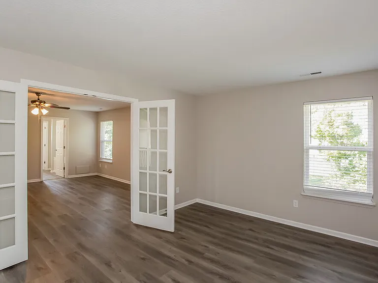 7018 Oldham Dr — Photo 12
