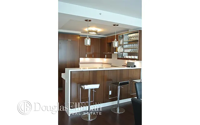 Rented by Douglas Elliman | media 65