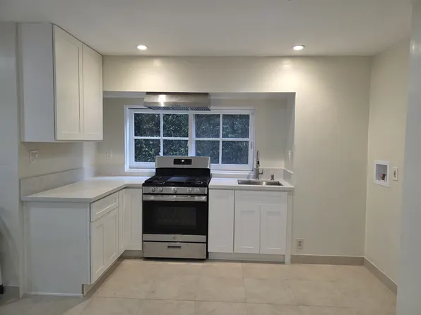 820 Rodeo Rd #1, Fullerton, CA 92835