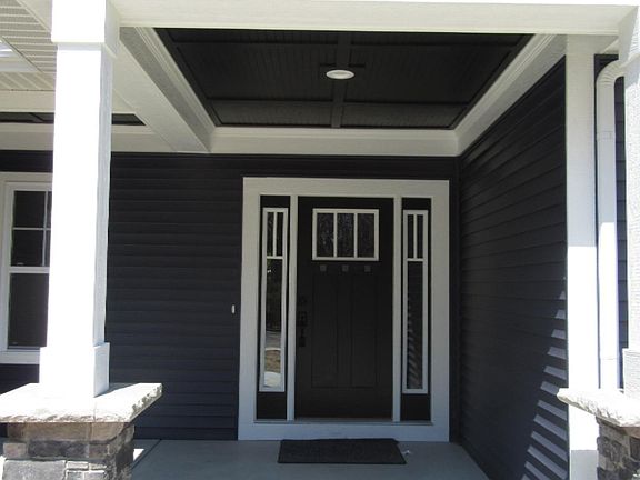 4th image of 3755 40th St