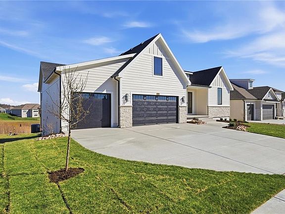 4th image of 8308 NE 76th Ter