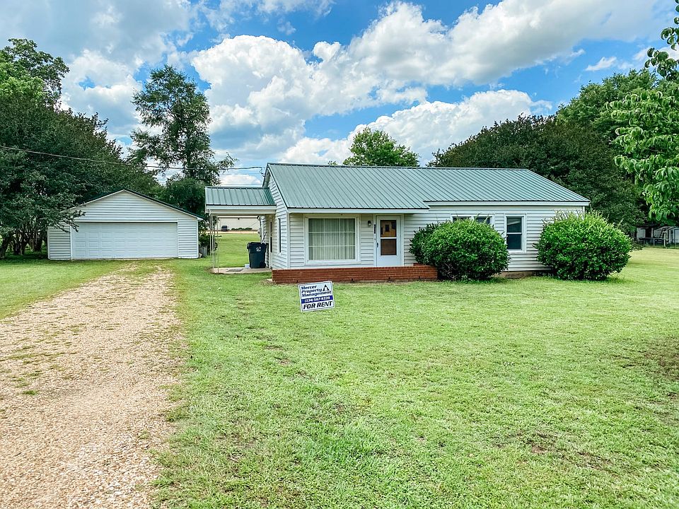 2nd image of 245 Baltzer Rd