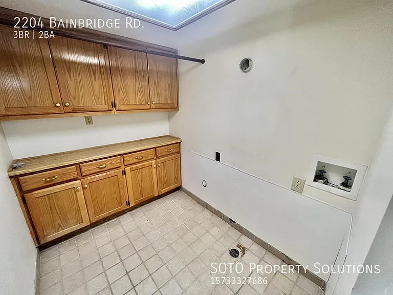 2204 Bainbridge Rd — Photo 37