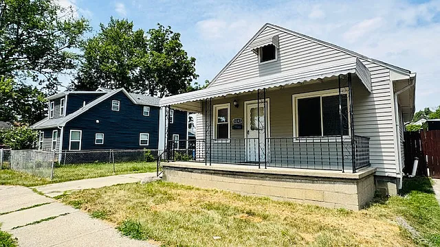 8249 Packard Ave — Photo 8
