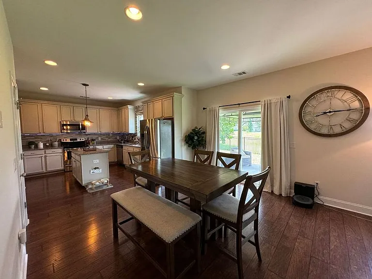 170 Smoke Rise Rd — Photo 3