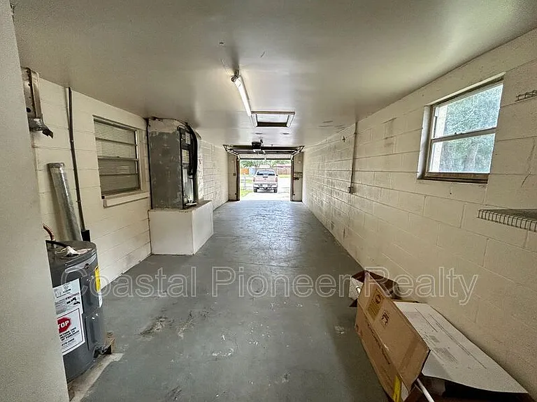 8819 W Robson St — Photo 21